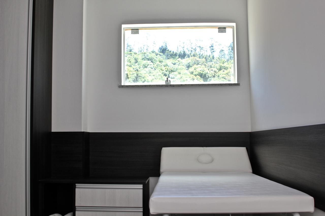 Hotel Bolsi Colombo Extérieur photo